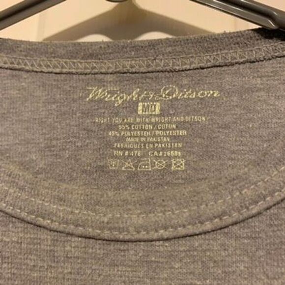 Philadelphia Flyers Size Medium Thermal Style Long Sleeved Shirt - Picture 3 of 4